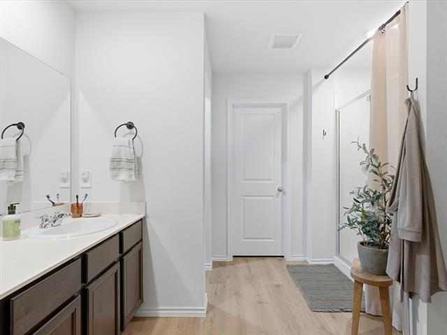 Building Photo - 11120 E Chase Ln