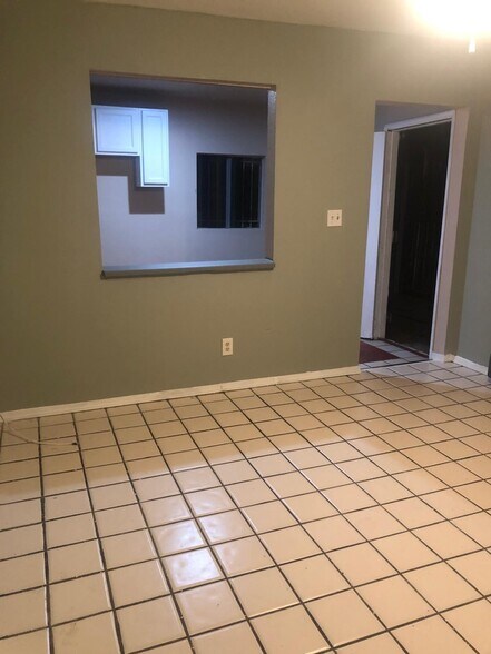 Building Photo - 12542 Waldorf Dr