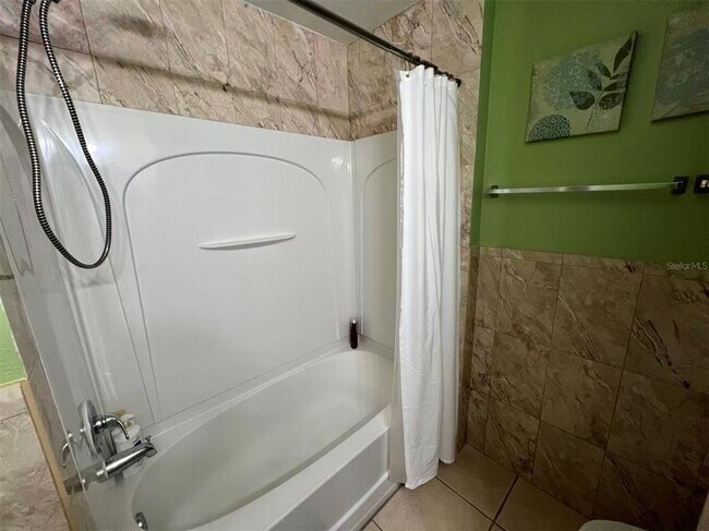 Building Photo - 2812 Club Cortile Cir