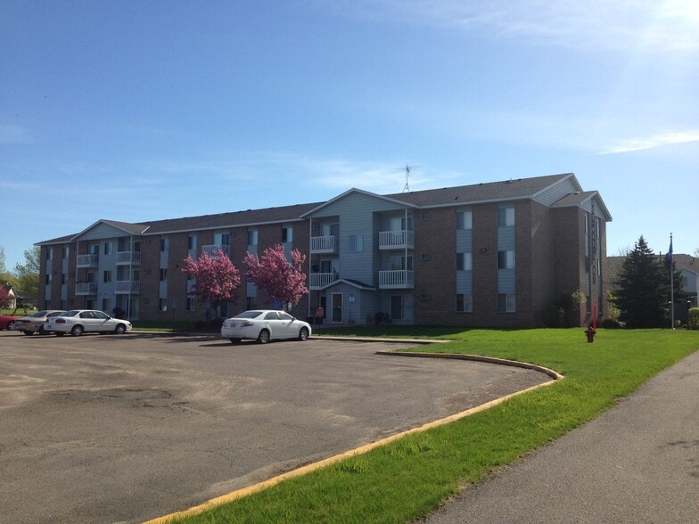 Building Photo - Prairie Village