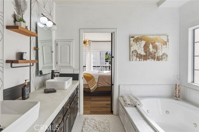 Building Photo - 716 N Lucia Ave