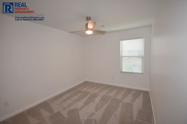 Building Photo - Gorgeous 3BR/2.5BA townhome w/ garage, w/dryer hookups, triple Rockvale schools!