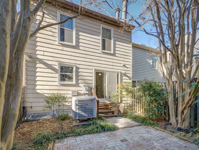 Building Photo - A Lovely Brick-Front Town House
