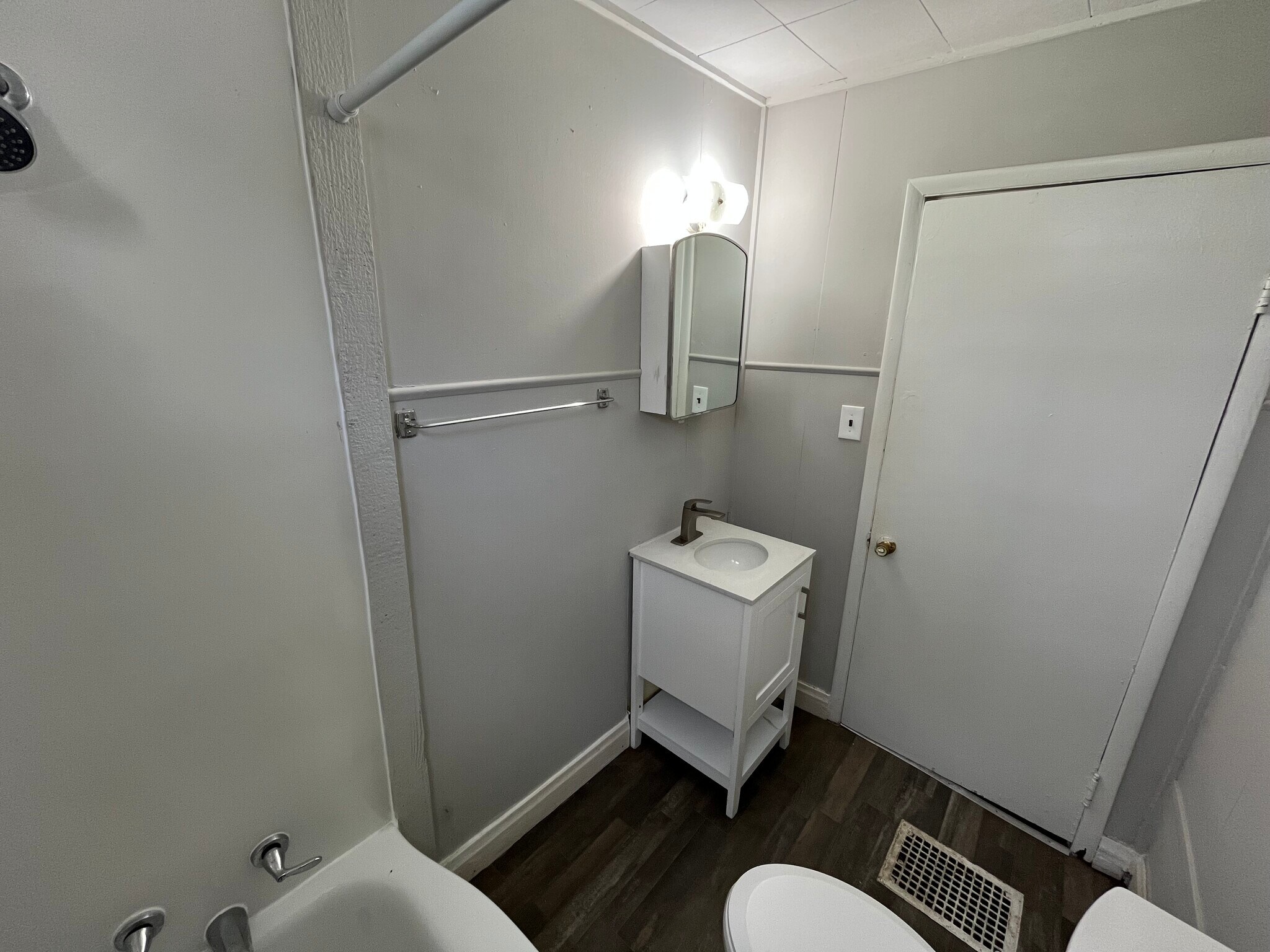 Building Photo - 417 S Council St