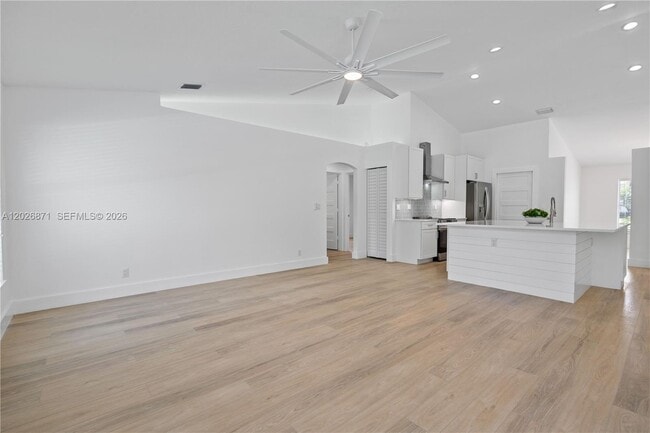 Building Photo - 5923 Loxahatchee Pines Dr