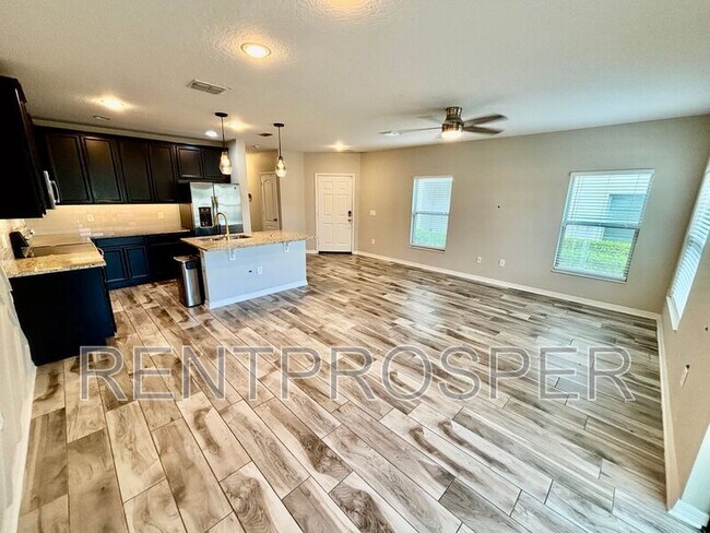 Building Photo - 1175 Flowing Tide Dr