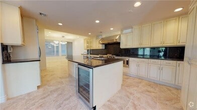 Building Photo - 22500 N Summit Ridge Cir