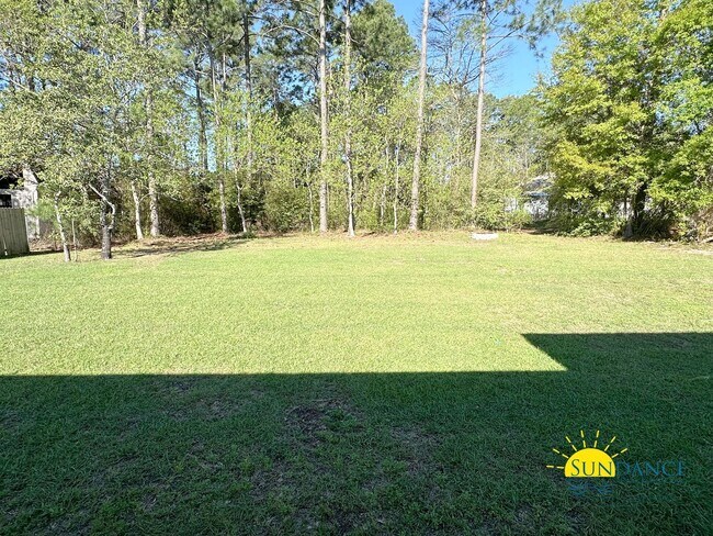 Building Photo - Beautiful 4 Bedroom Home in the Heart of Navarre!