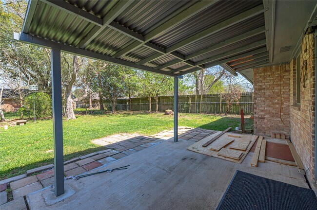 Building Photo - 503 Bellmar Ln