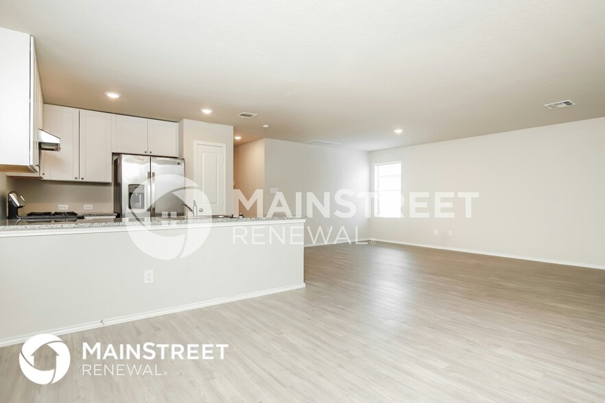 Building Photo - 4014 Eutrophic Cir