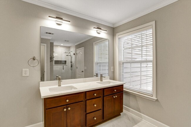 Building Photo - 2849 Jordan Oaks Ln