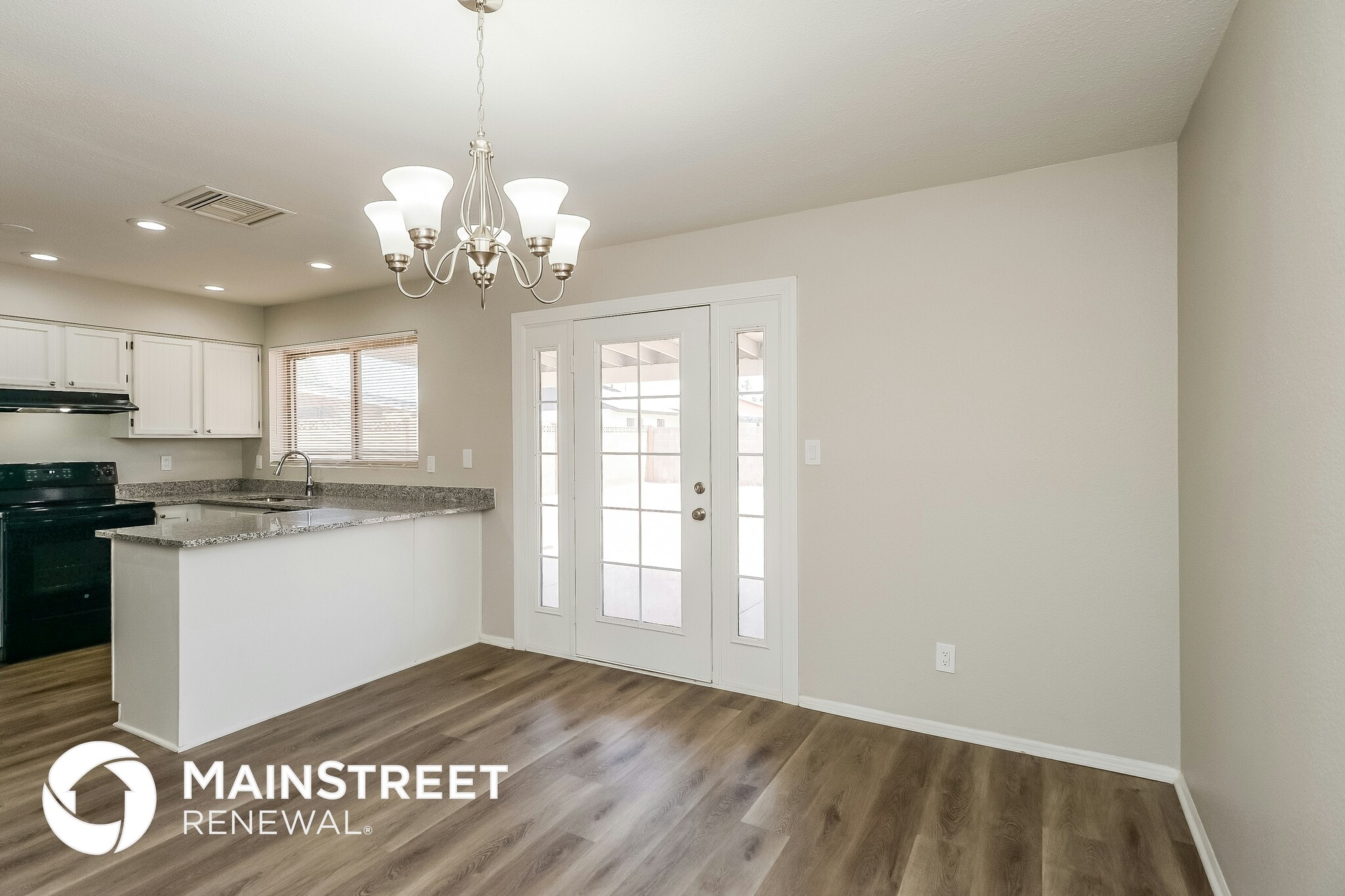 Building Photo - 2249 E Gable Ave