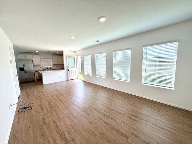 Building Photo - 26806 Jasmine Breeze Dr
