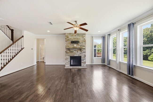 Building Photo - 304 Atwood Dr