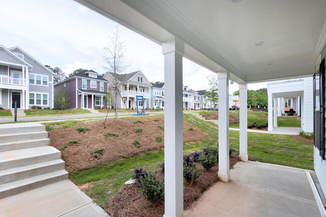 Building Photo - 712 Georgias Landing Parkway