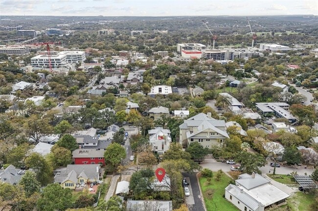 Building Photo - 909 Shelley Ave