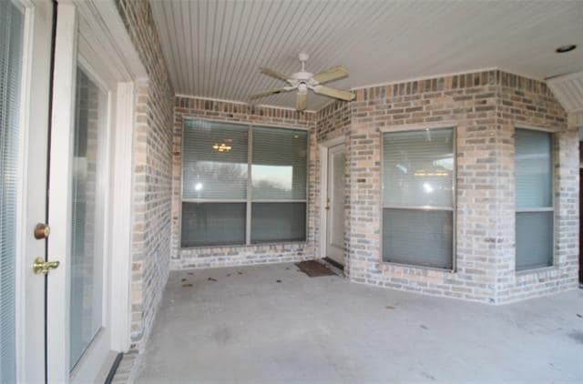 Building Photo - 333 Blake Ln