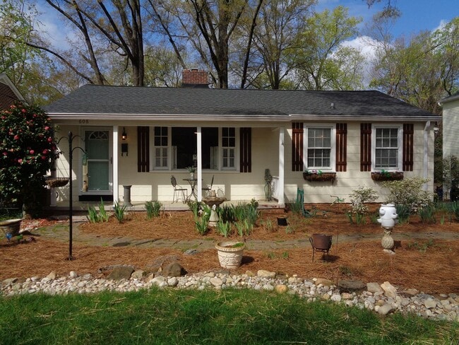 Building Photo - Charming Ardmore Home