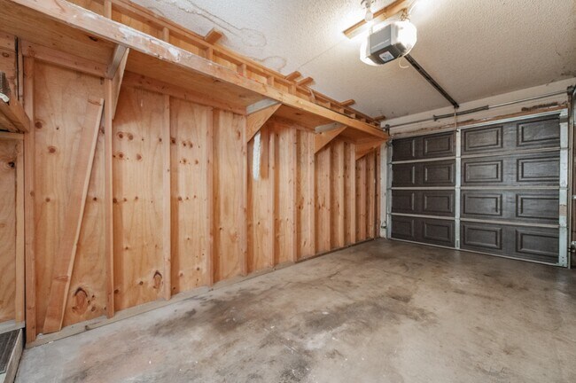 Building Photo - 2533 Colgate Way