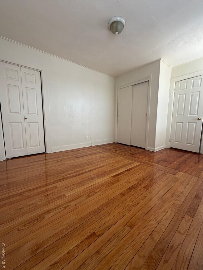 Building Photo - 22 S Eckar St