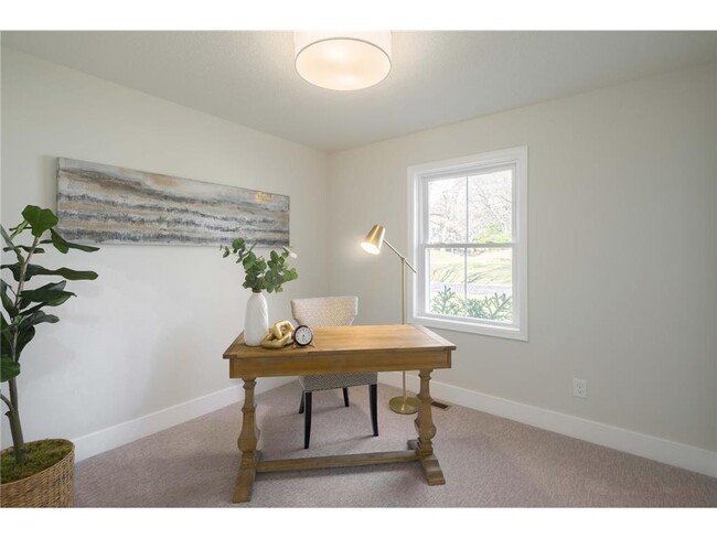 Building Photo - 12215 Westridge Ln