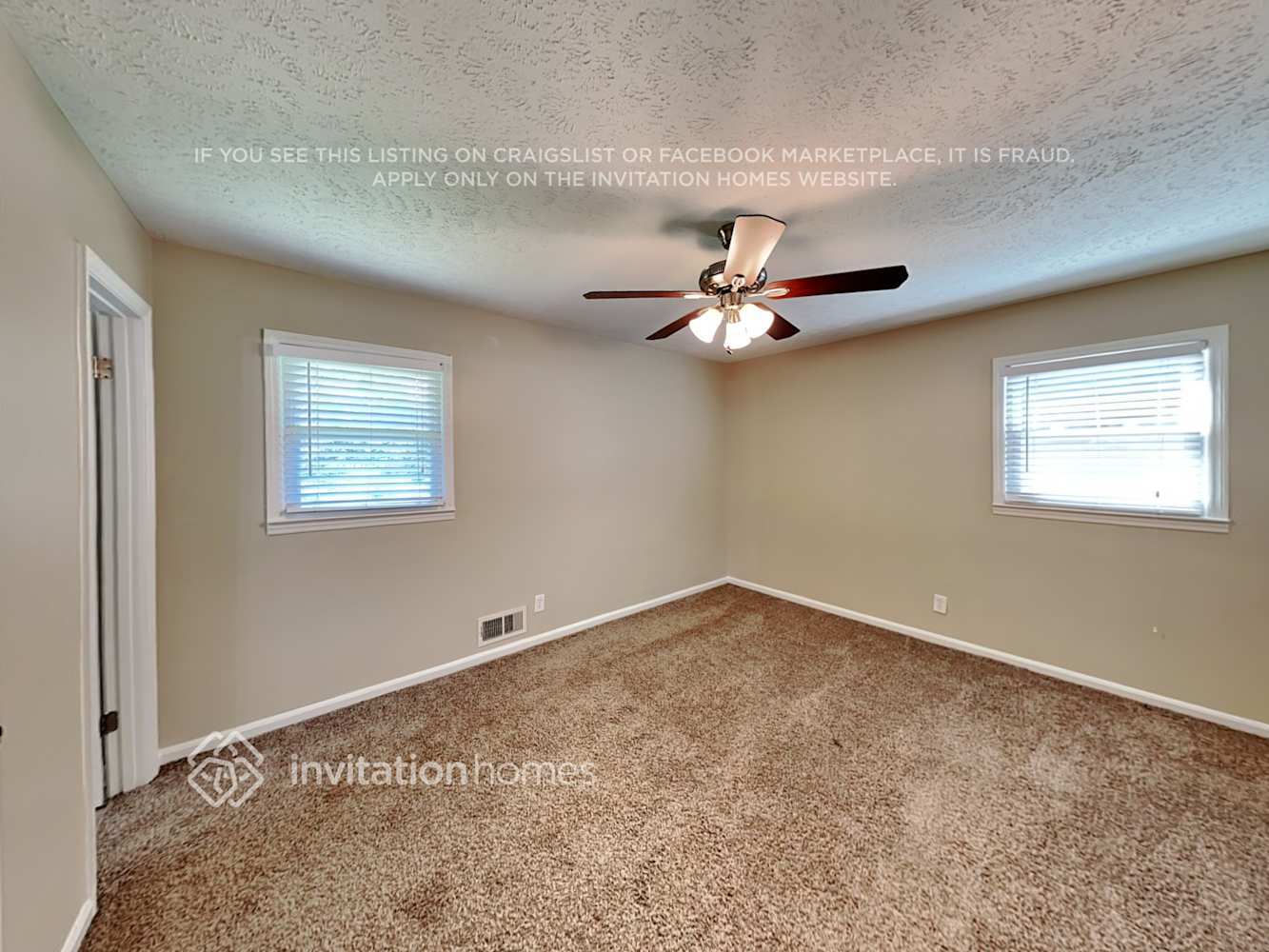 Building Photo - 504 Rivercrest Dr