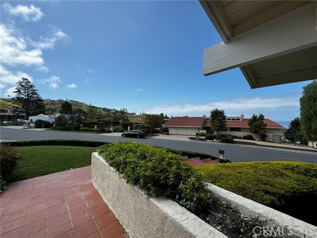 Building Photo - 1213 Via Zumaya
