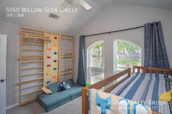 Building Photo - 5060 Willow Glen Cir
