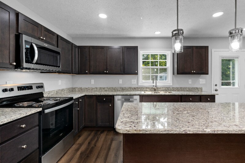 Building Photo - 1024 Ivanhoe Ave