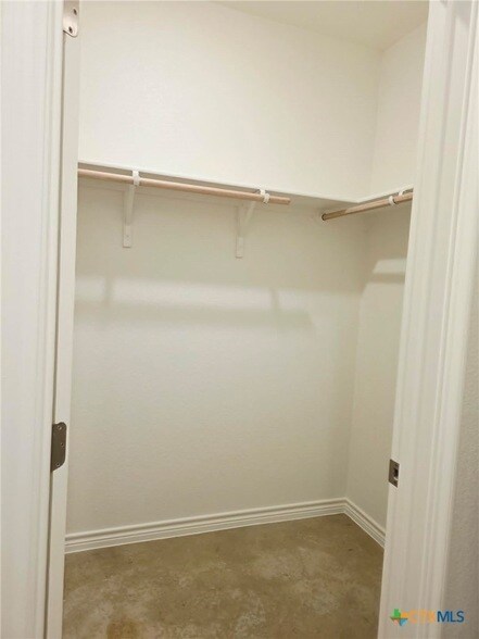 Building Photo - 3805 Sugar Hackberry Trl