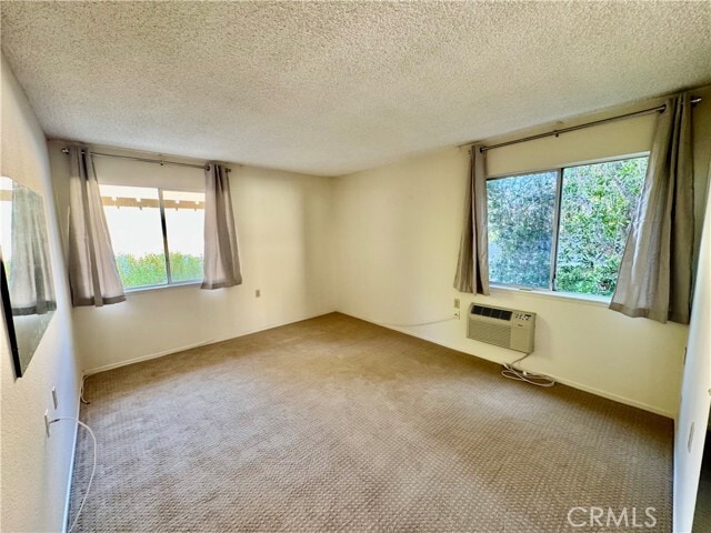 Building Photo - 547 Via Estrada