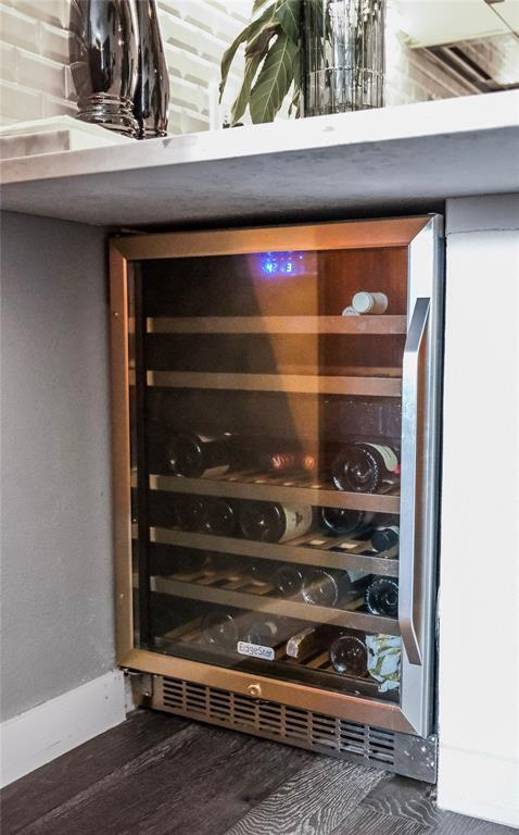 Building Photo - 900 S 1st St