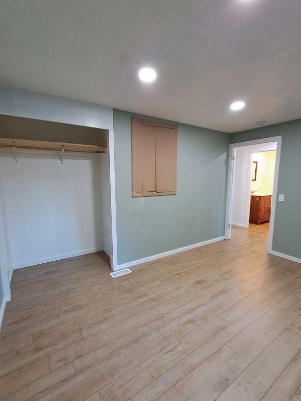 Building Photo - 3911 NE Rova Rd