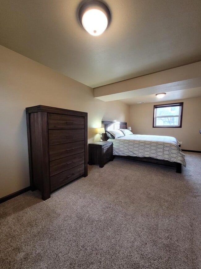 Building Photo - 4 bedroom in Billings MT 59102