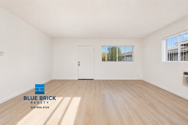 Building Photo - 6929 Whitsett Ave