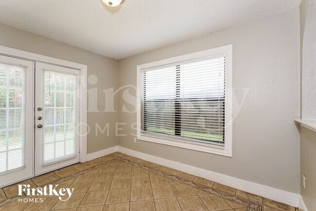 Building Photo - 5334 Riverport Dr
