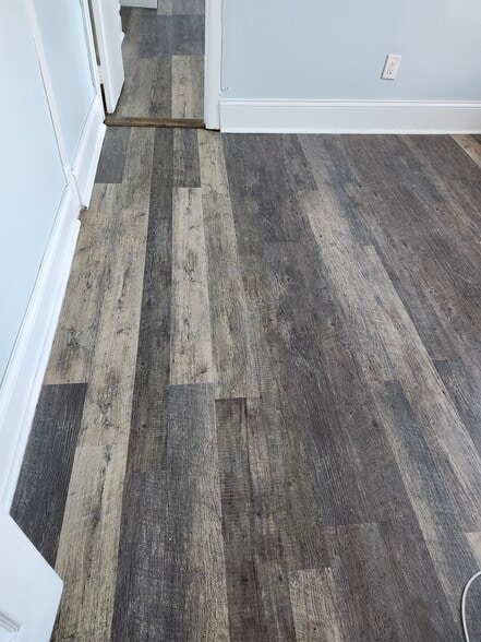 Building Photo - 70 Valentine St