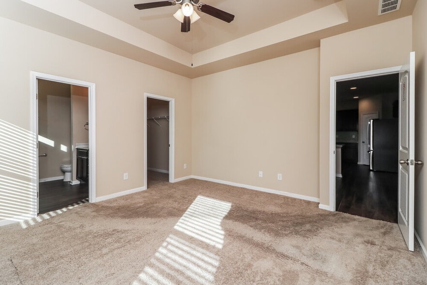 Building Photo - 32 Susie Creek Walk