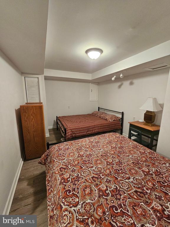 Building Photo - 82 Basin Rd