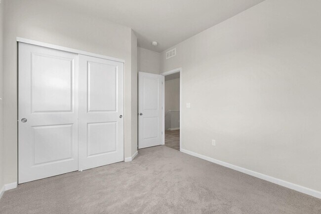 Building Photo - 23895 E Rocky Top Pl