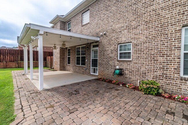 Building Photo - 509 Hardwick Ct