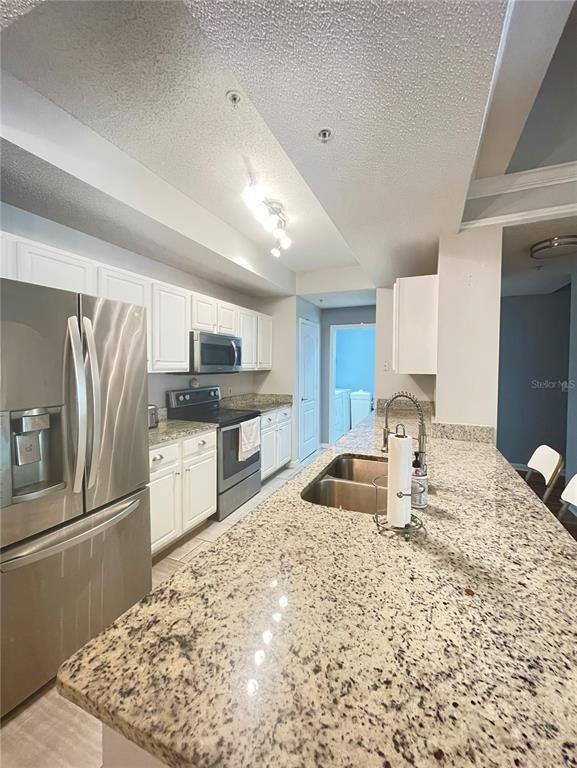 Building Photo - 12203 Wild Iris Way