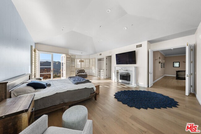 Building Photo - 1415 Cuesta Linda Dr