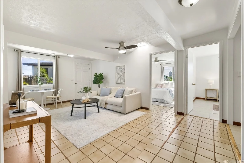 Building Photo - 1425 Kawelu St