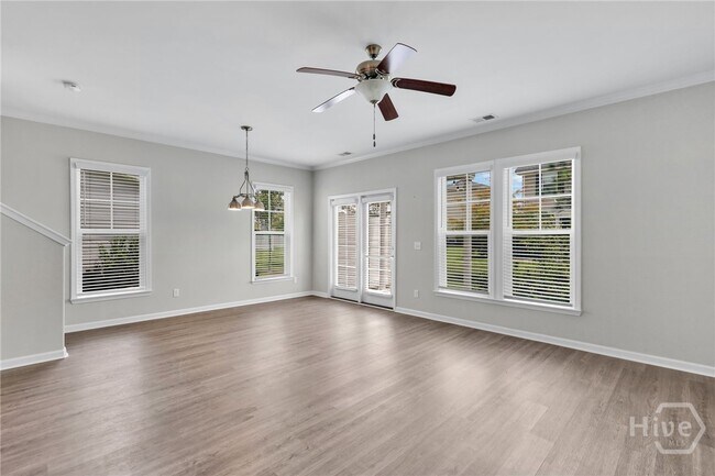 Building Photo - 235 Sonoma Dr