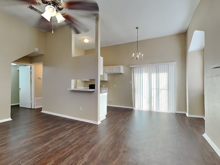 Building Photo - 13116 Rustic Trail