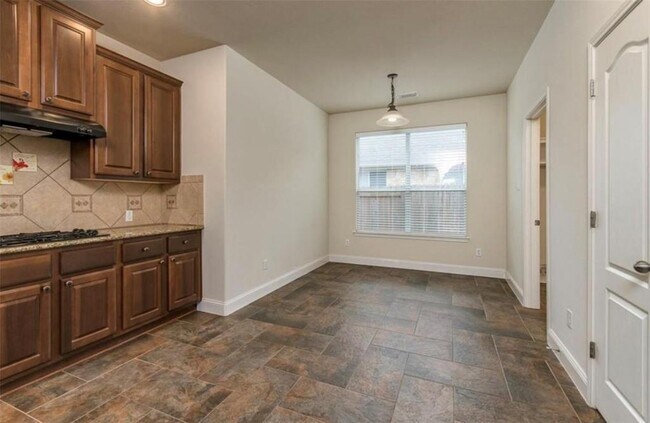 Building Photo - 10820 Split Stone Way