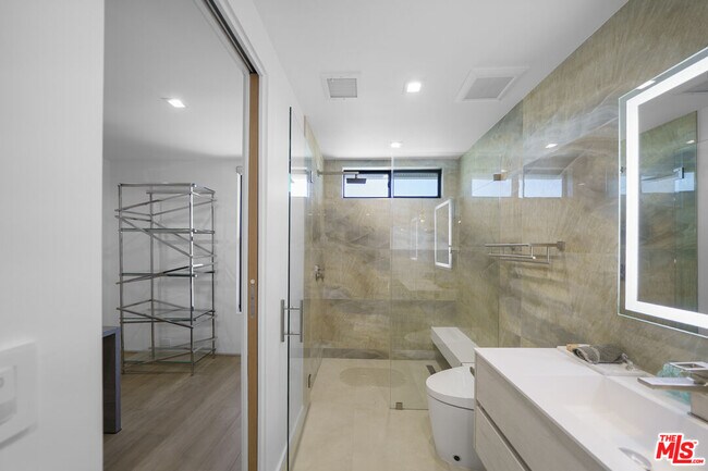 Building Photo - 1500 Ocean Dr