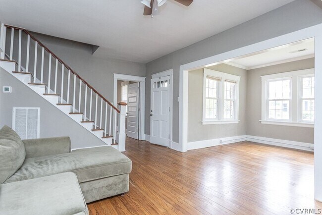 Building Photo - Cozy Home in Hopewell!