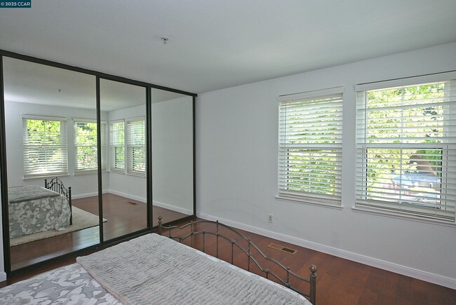 Building Photo - 3279 Mt Diablo Ct